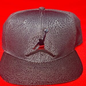 Jordan Jumpman Hat Cap Snap back black gray elephant print metal logo youth